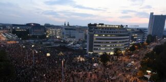 Više od 65.000 ljudi na koncertu u Njemačkoj poslalo poruku protiv rasizma